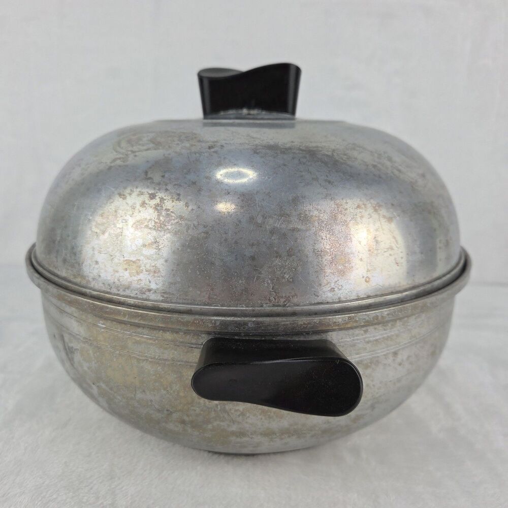 Vintage West Bend Bun Warmer Serving Oven MCM Aluminum Bread Warmer - Picture 4 of 14